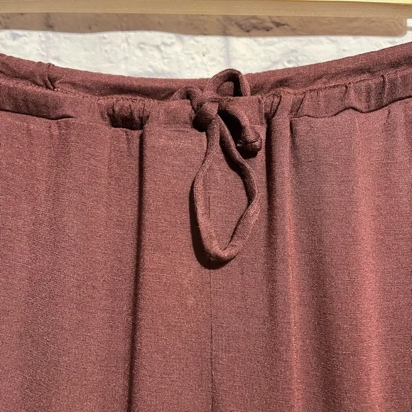 New Chaser Ruffle Side Joggers Medium - Picture 3 of 5
